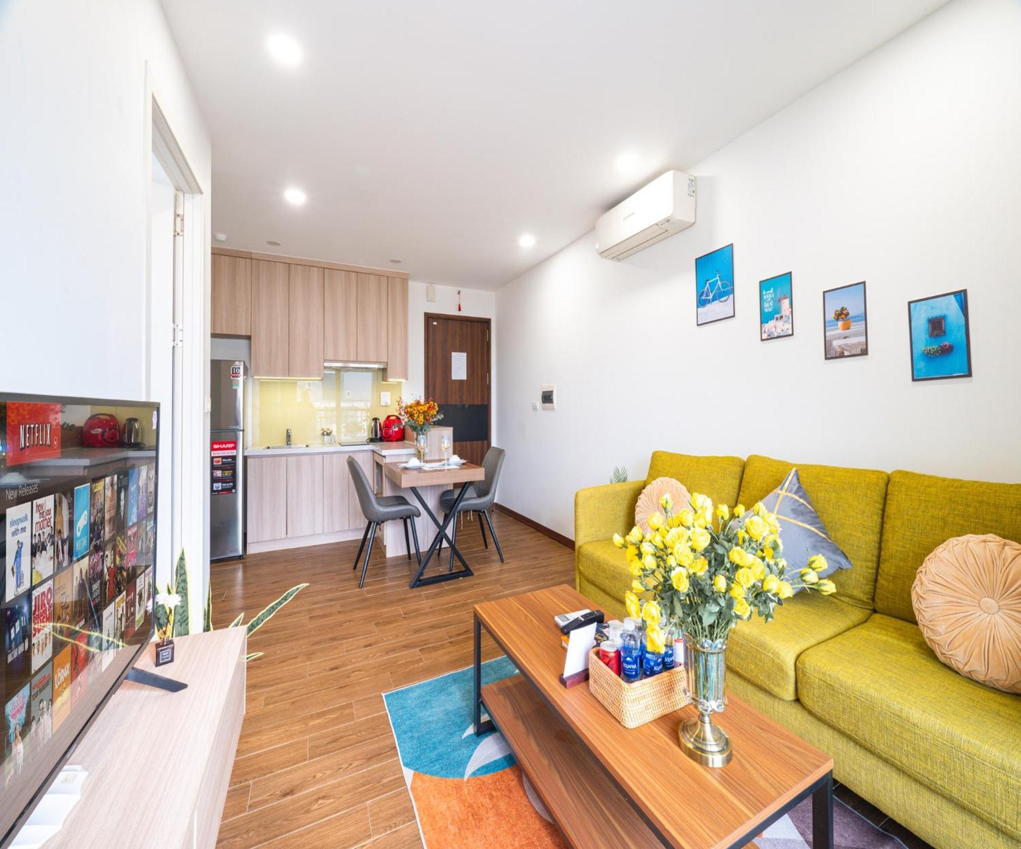 Luxe Paradise Residence Truc Bach Hanoi Exterior photo