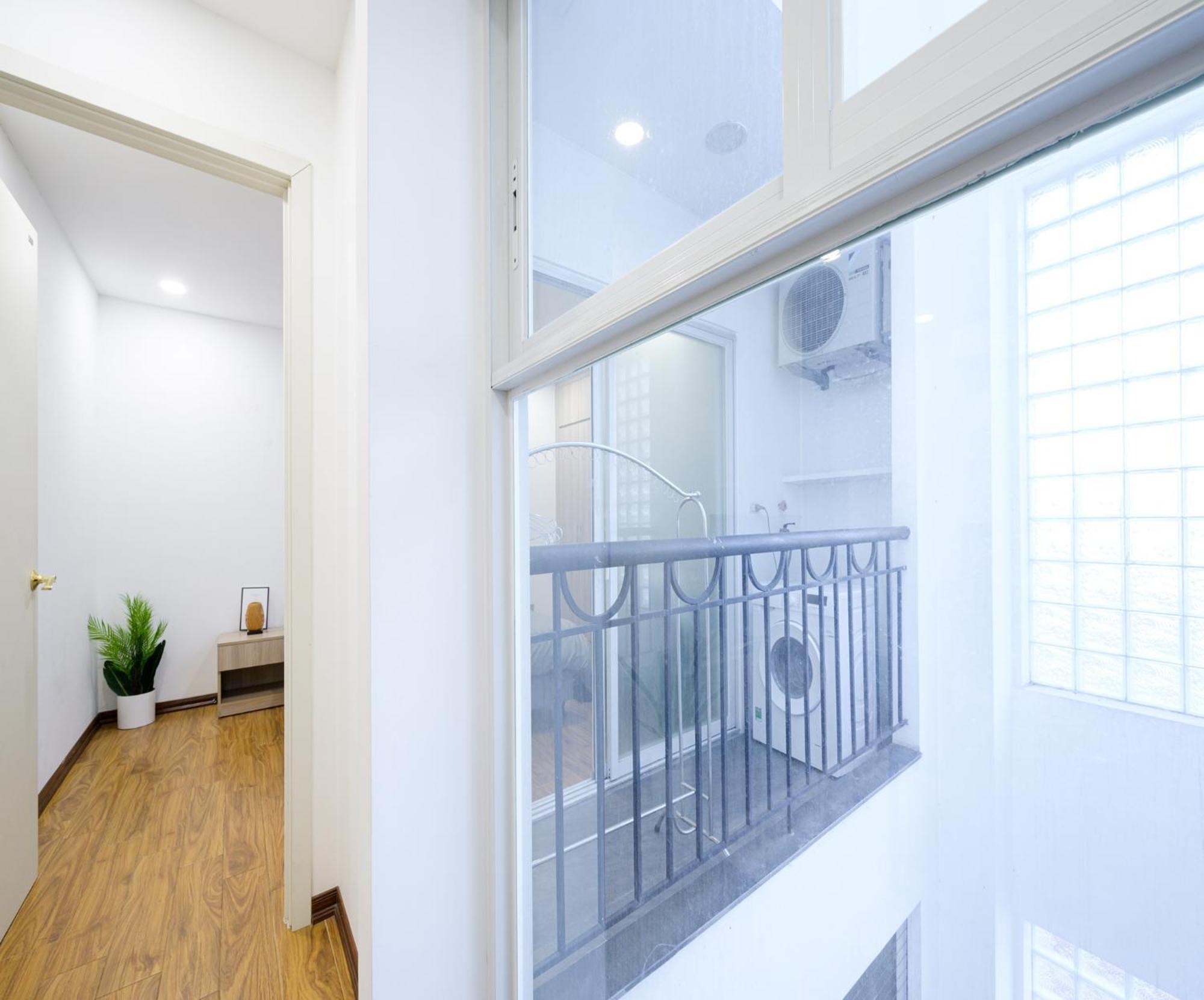 Luxe Paradise Residence Truc Bach Hanoi Exterior photo