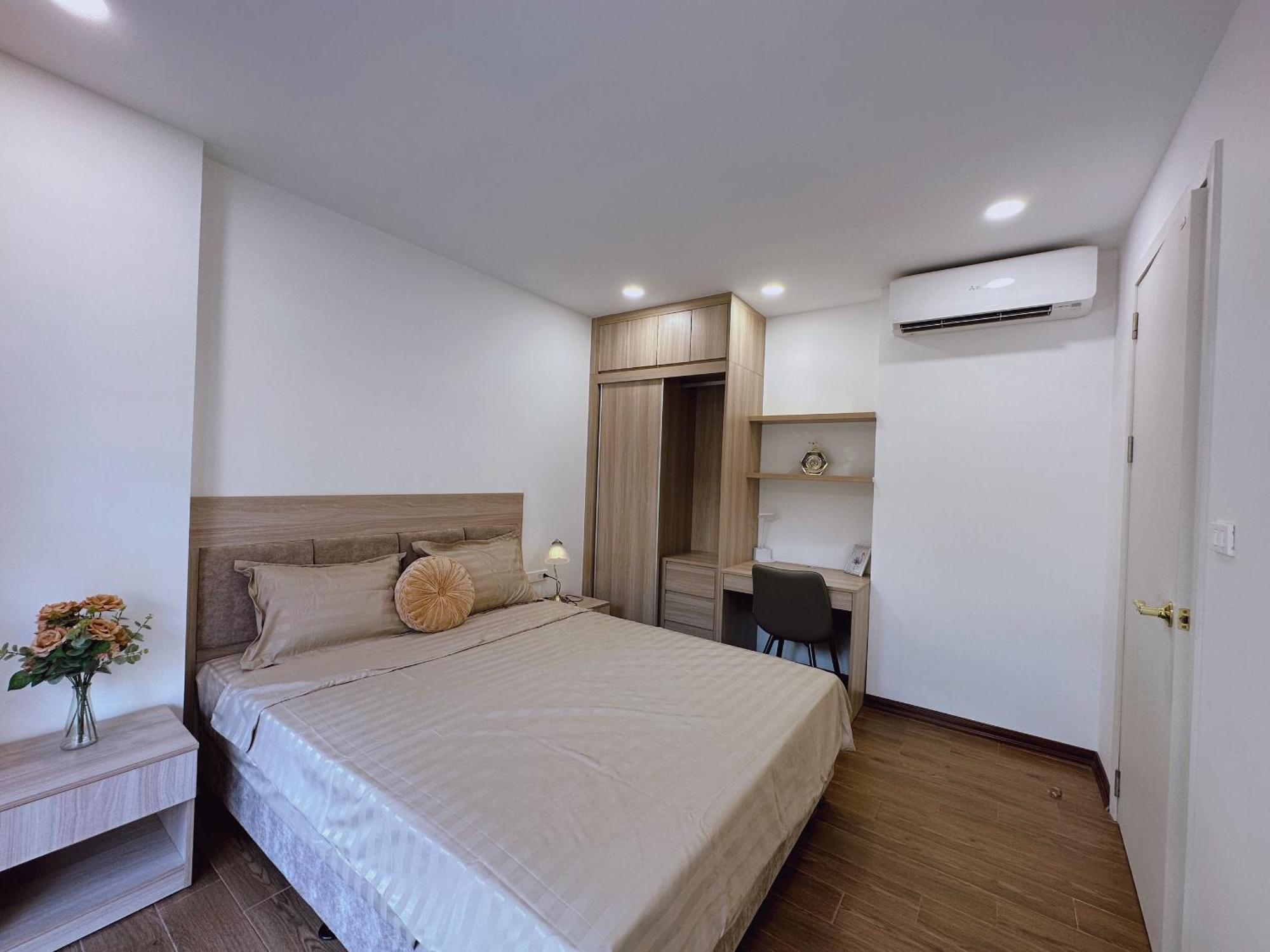 Luxe Paradise Residence Truc Bach Hanoi Exterior photo
